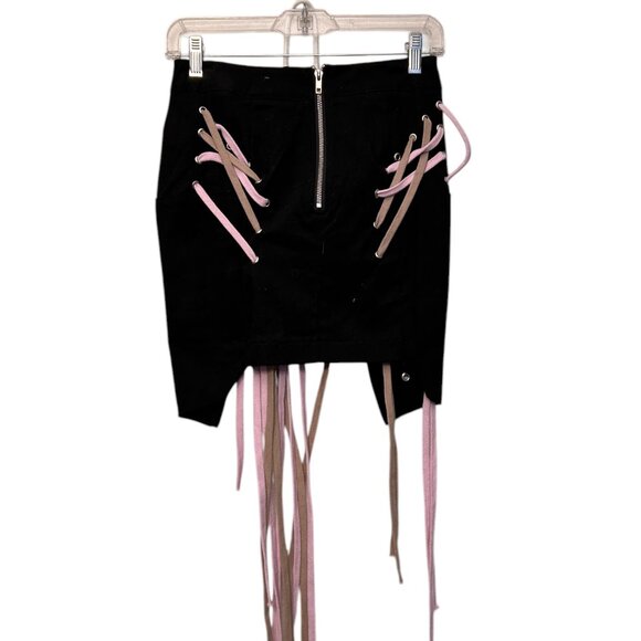 Hot and Delicious Women's Skirt - Picture 3 of 5